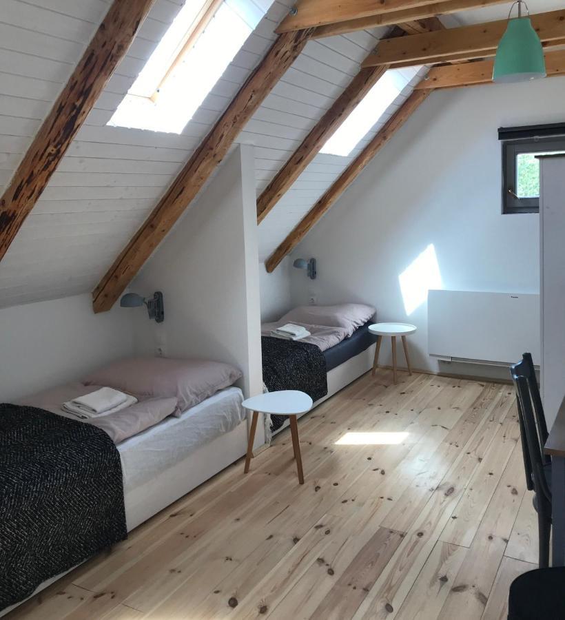 Hotel Fuegekert - Bed&Wine à Zánka Extérieur photo